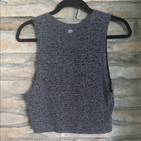 Gray Sleeveless Women's Top. XS - Picture 5 of 9